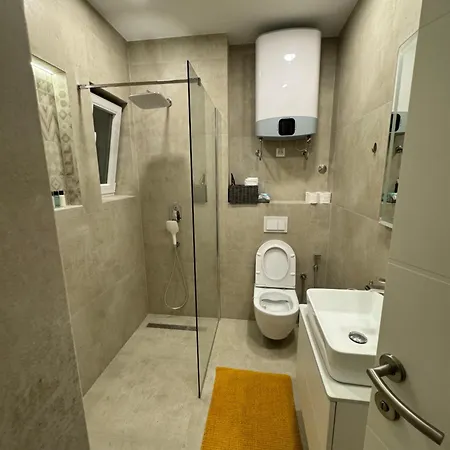 Apartment Mona Luxury - Free Garage Parking *