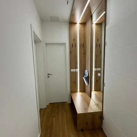 Mona Luxury - Free Garage Parking Apartment Sarajevo